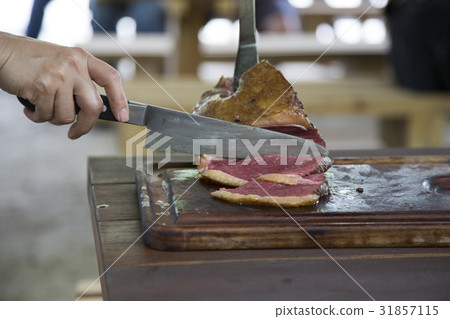 barbecue time 31857115