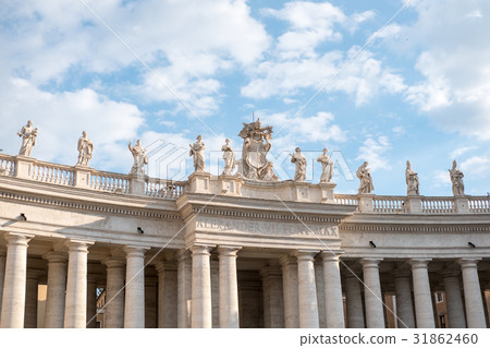 Statues at St Peter's Basilica in Vatican City 31862460
