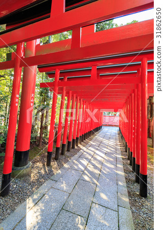 Sanko Inari Shrine - A torii torii - Heart ema - 31862650