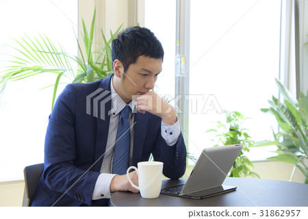 A businessman who works in free space 31862957