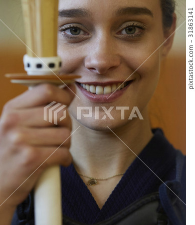 Girls studying kendo 31863141