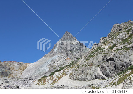 Mountain climbing Mt. 31864373