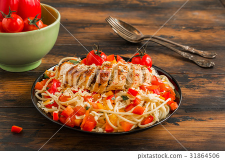 Chicken bruschetta pasta salad with vegetables 31864506