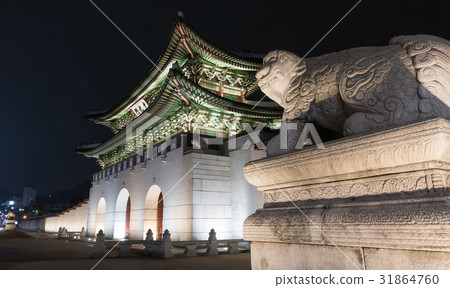 Beautiful Architecture in Gyeongbokgung Palace 31864760