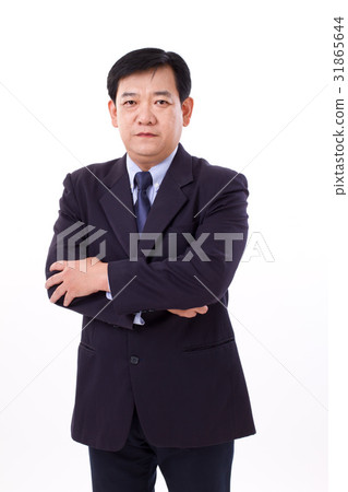 senior business executive crossing arms 31865644