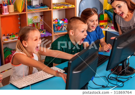 Children computer class us for education and video Children computer class us for education and video 31869764