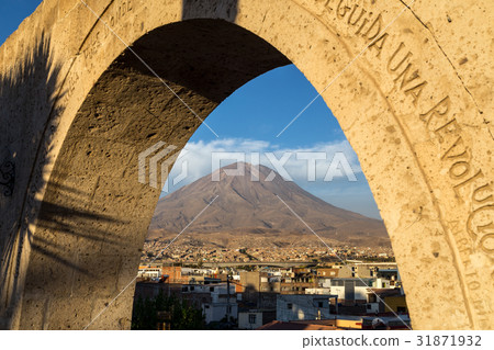 Yanahuara Viewpoint in Arequipa 31871932