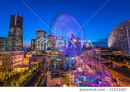 "Kanagawa Prefecture" Yokohama Minato Mirai "Twilight night view" 31872087