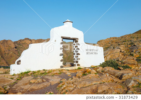Mirador in the mountains of Betancuria, Spain 31873429