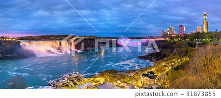 Panoramic view of Niagara Falls in the evening Panoramic view of Niagara Falls in the evening 31873855