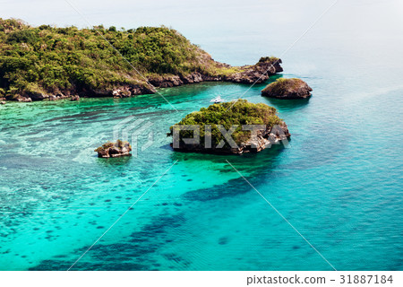 Aerial view of bay in tropical Islands. Boracay 31887184
