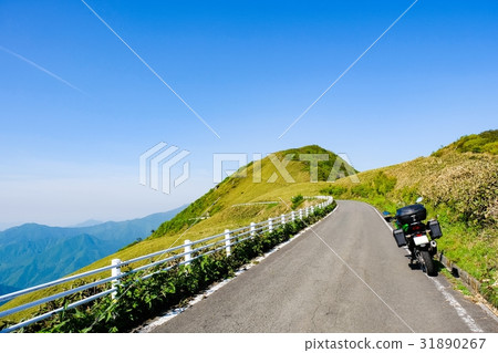 自行車旅行(四國,Jinugamori森林道路) 自行車旅行(四國,Jinugamori森林道路) 31890267