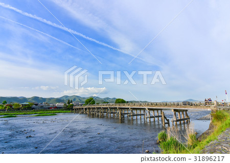 京都嵐山渡月橋 31896217
