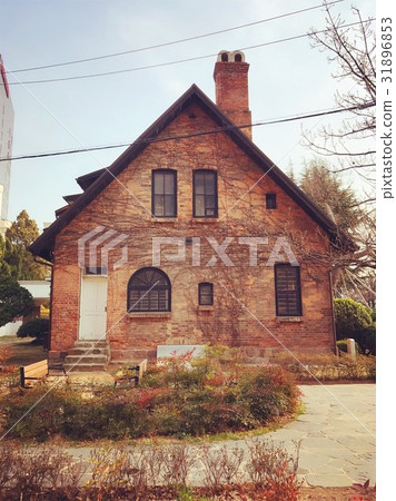 Country cottage Country cottage 31896853