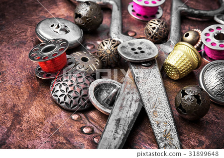 metal sewing button metal sewing button 31899648