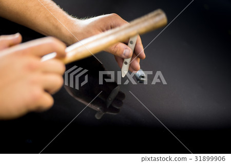 Tool for repairing dents in the car Tool for repairing dents in the car 31899906