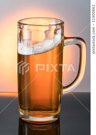 Misted mug with beer 31900662
