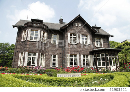 Western-style building (Former Furukawa Garden: Nishigahara) 31903321