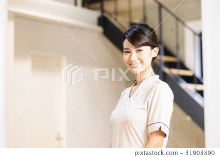 Beauty staff Beauty staff 31903390