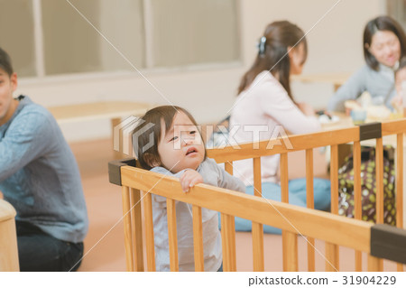 grumbling, child, whelp 31904229