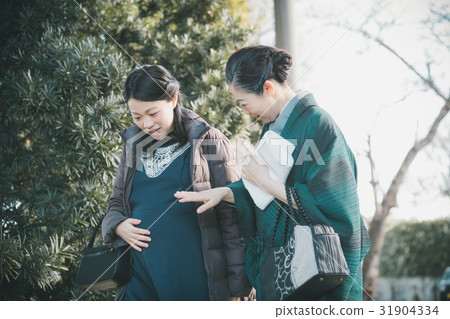 父母和小孩 親子 母子 31904334