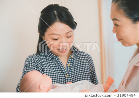 pregnant woman, pregnant, birth preparation 31904494