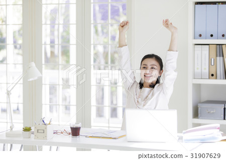 女商人成長 女商人成長 31907629