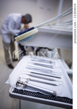 Close-up of dental tool 31909034