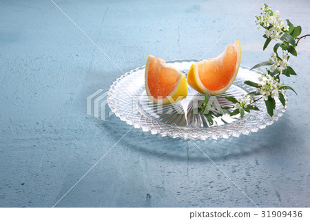 grapefruit grapefruit 31909436