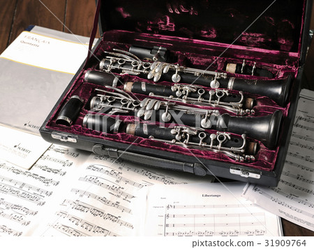 Clarinet, sheet music 31909764
