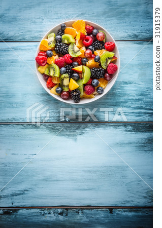 Fruit fresh mixed tropical fruit salad. 31915379