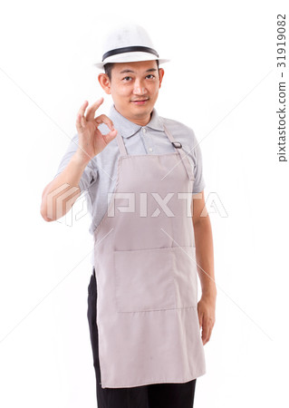 worker, employer with ok hand gesture 31919082