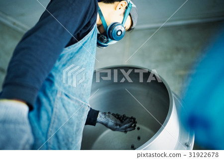 Making a fireworks craftsman Making a fireworks craftsman 31922678