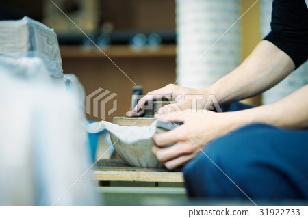 Fireworks craftsmen assembled 31922733