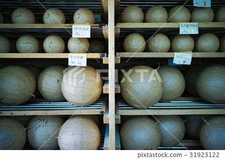 Making fireworks and drying 31923122