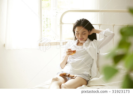 Woman female to relax in your room Woman female to relax in your room 31923173