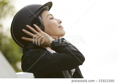 Riding club woman 31923260