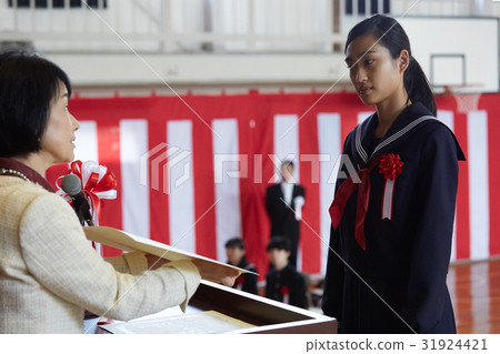 授予文憑 授予文憑 31924421