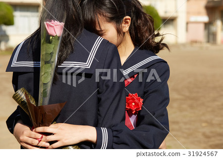 Schoolyard Graduation Friendship Embracing 31924567