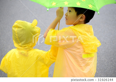 一個孩子 一個孩子 31926144