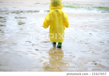 A child A child 31927857