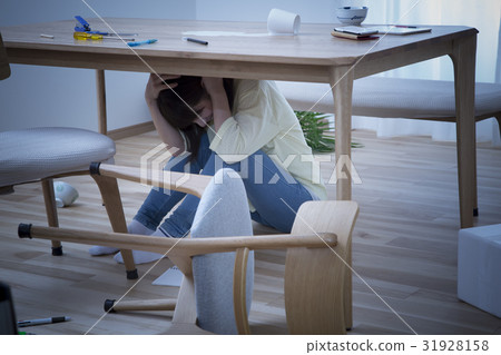 Large earthquake occurrence image 31928158