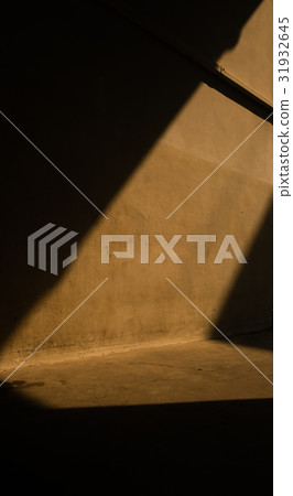 Silhouette concrete ground. 31932645