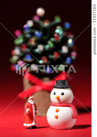 Santa and the Snowman 31937169
