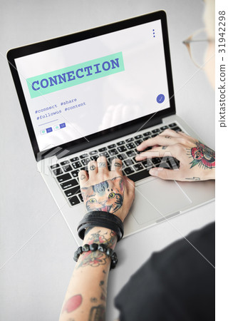 Social Chat Share Online Communication Graphic 31942298