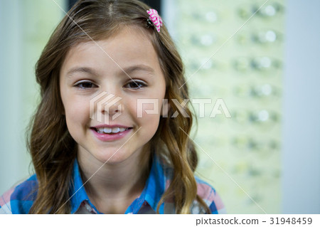 Portrait of cute girl smiling 31948459