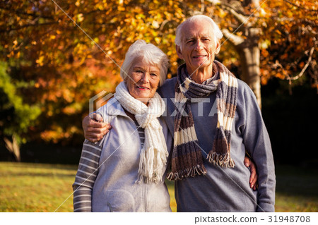 Senior couple embracing Senior couple embracing 31948708