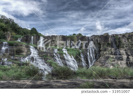 Beautiful landscape of Pongour waterfall Beautiful landscape of Pongour waterfall 31951007