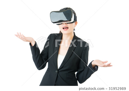 asian business woman question about VR asian business woman question about VR 31952989