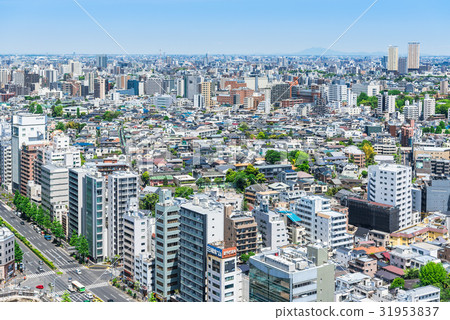 Central Tokyo and neighboring streets 31953837